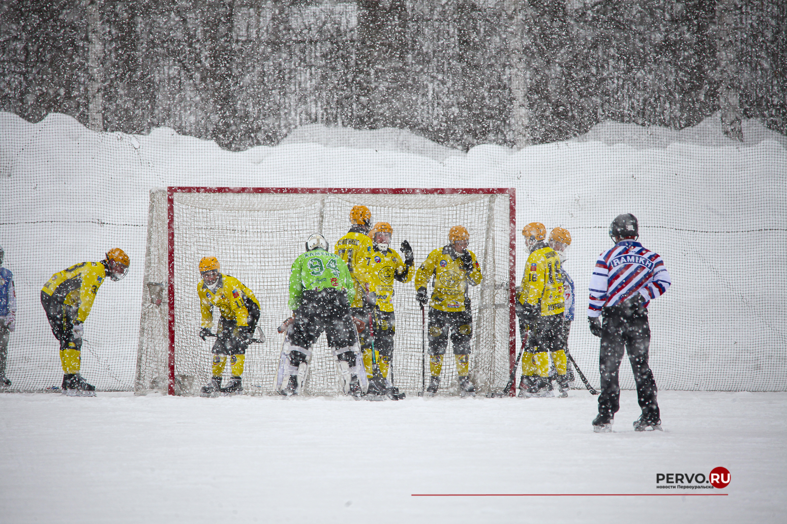СКА-Уральский Трубник в Первоуральске сыграл в ничью 5:5 Мурманом