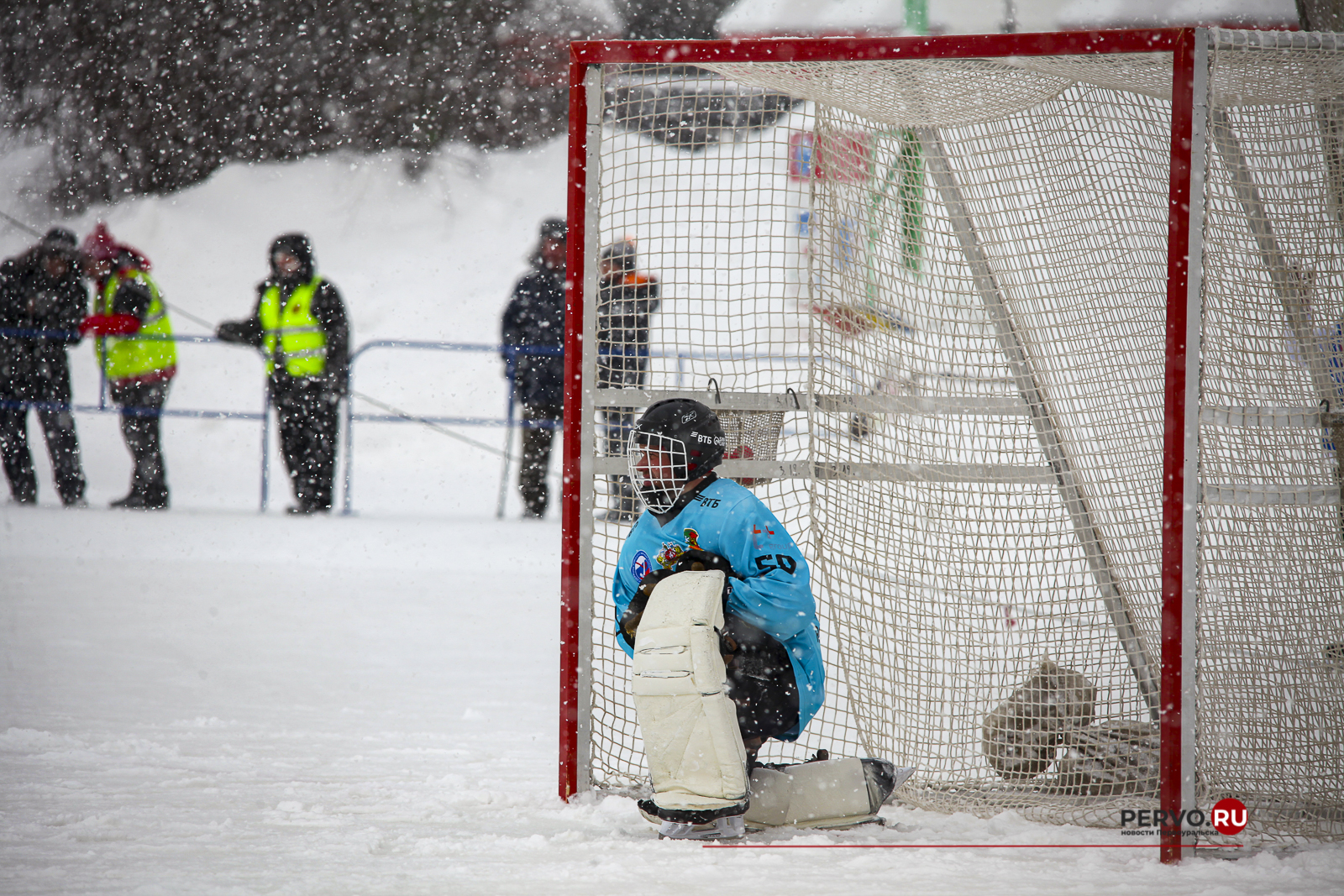 СКА-Уральский Трубник в Первоуральске сыграл в ничью 5:5 Мурманом