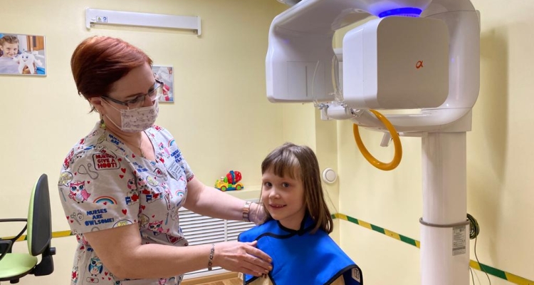 Стоматологи детской больницы обследовали более 700 пациентов на ортопантомографе