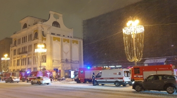 В Москве при пожаре во дворе здания «Известия холл» сгорел клуб Lookin Rooms