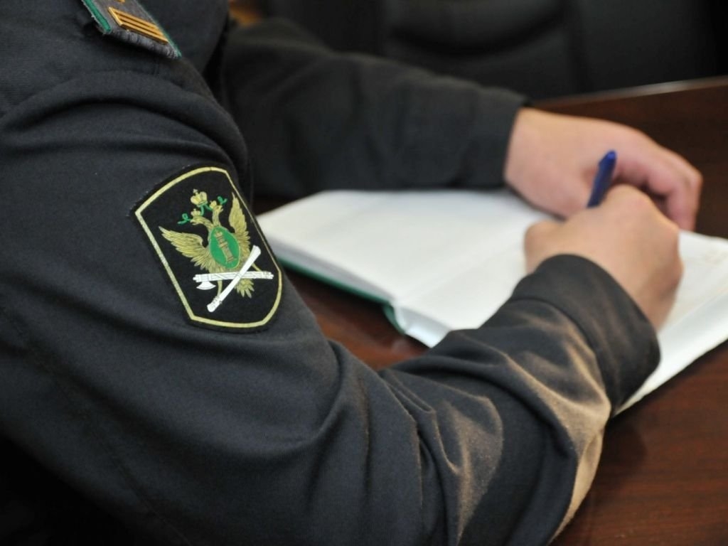 7 должников по алиментам разыскали приставы Свердловской области
