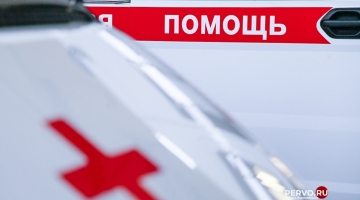 Четыре человека пострадали в Екатеринбурге в ДТП с машиной скорой помощи