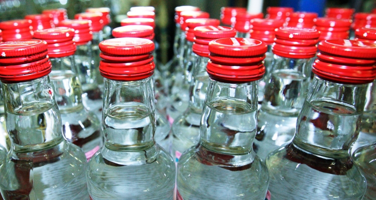 В Первоуральске изъяли 25 тонн незаконного алкоголя