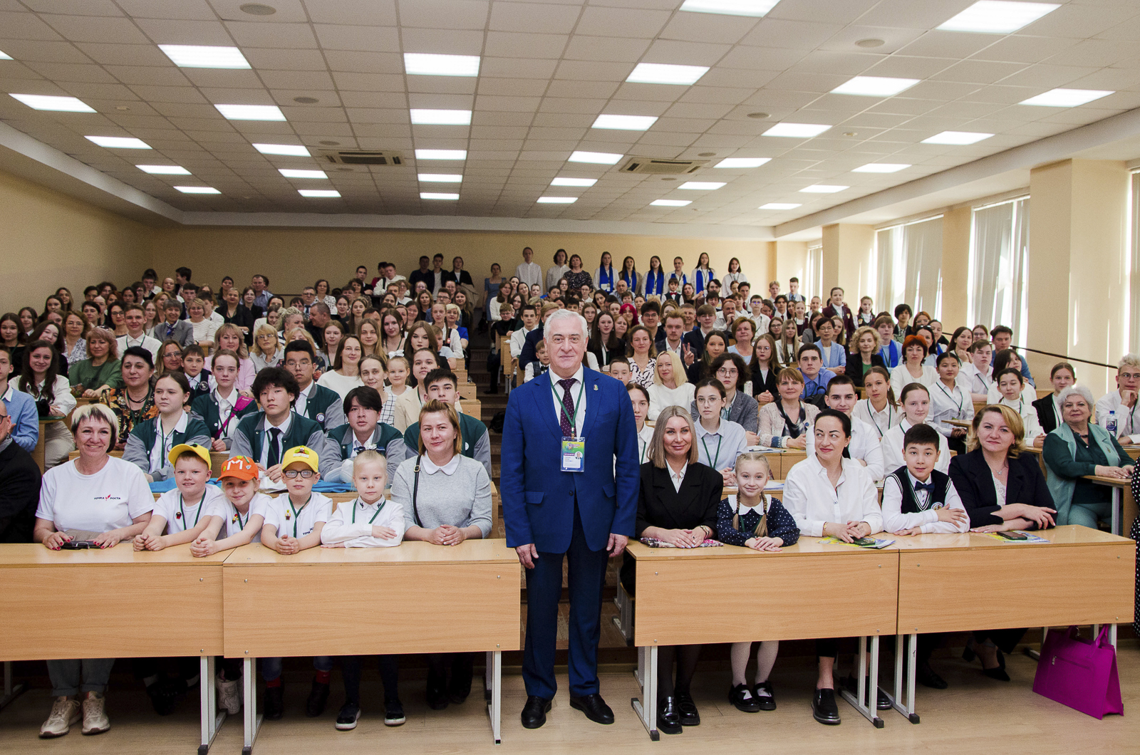 В Екатеринбурге начал работу XIV Евразийский экономический форум молодежи
