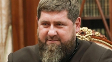 Кадыров призвал чиновников оплатить долги граждан в магазинах