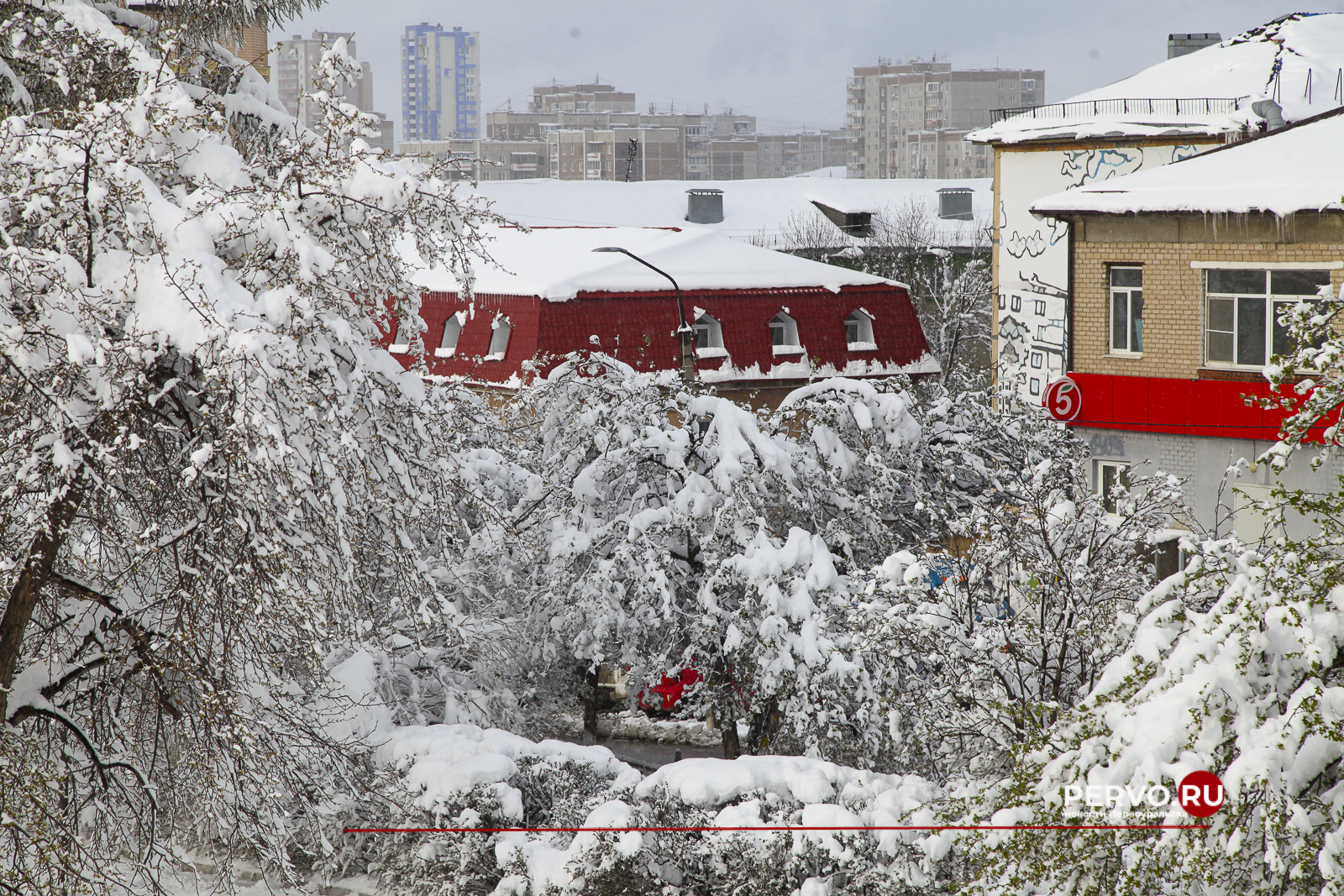 4 мая 2024 года. Снежный Первоуральск. Фотографии