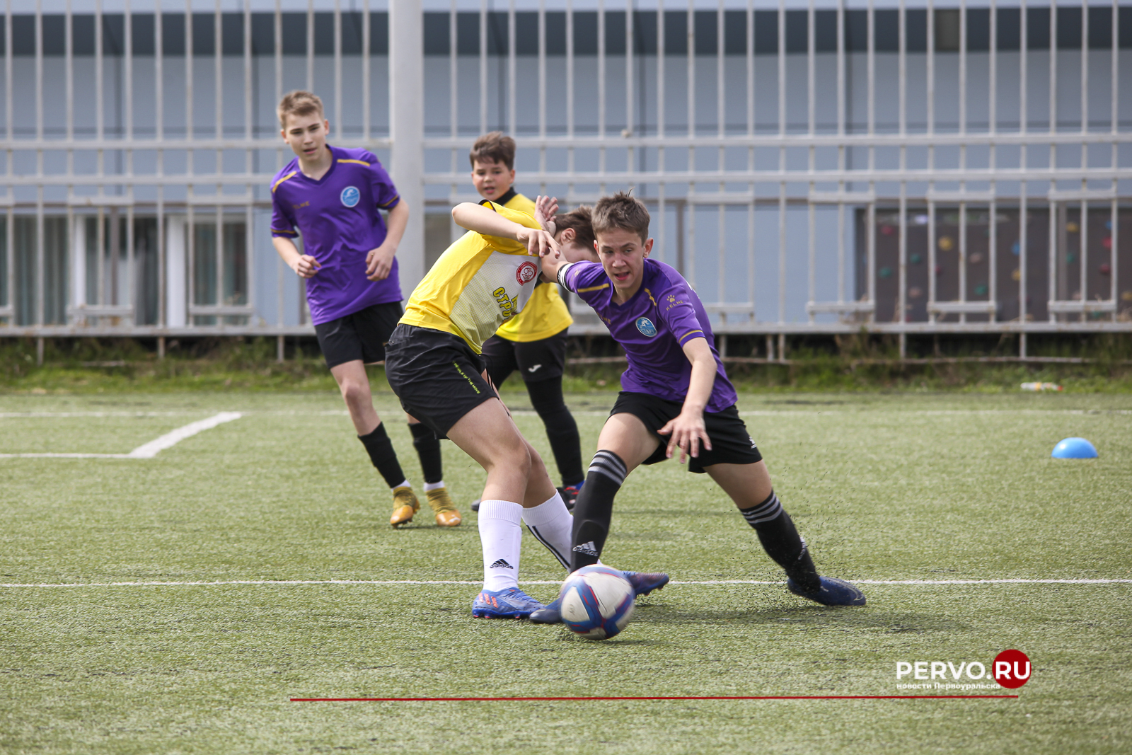 Юные спортсмены Первоуральска сразились за «Кубок прокурора 2024». Результаты и фотографии