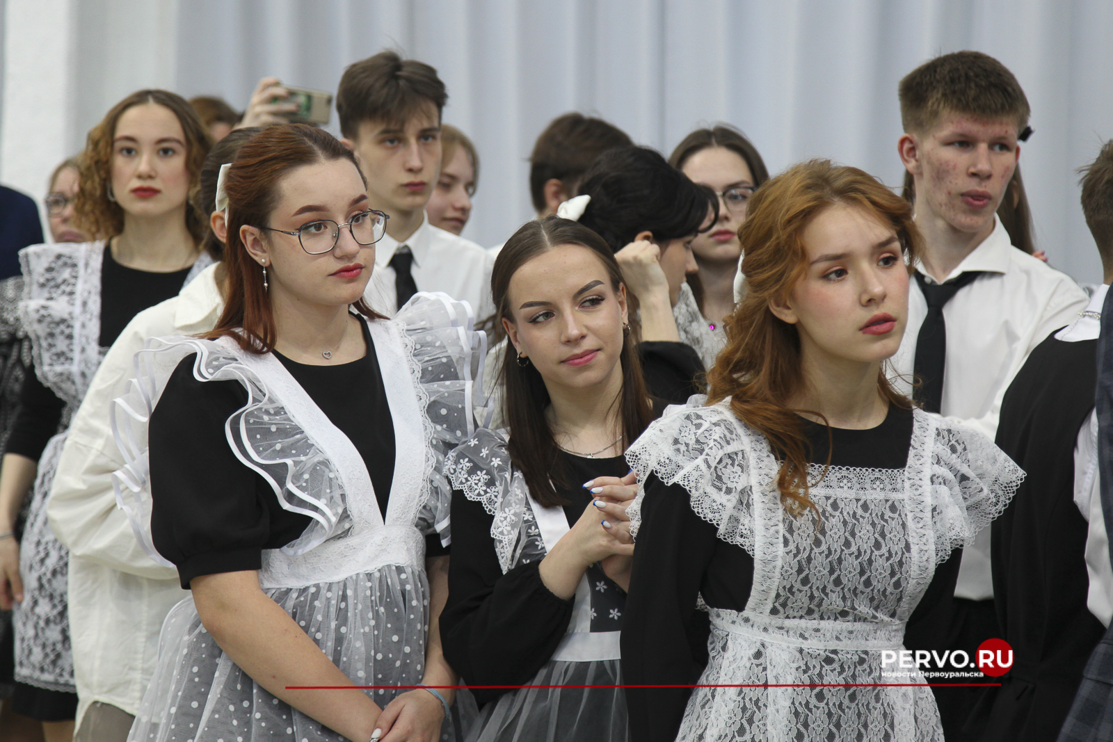 В ИКЦ Первоуральска прошёл общегородской «Последний звонок»