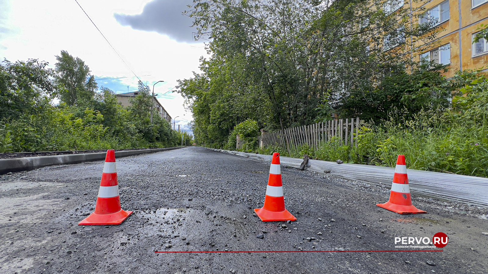 Дорожки закрыли Школьный проезд. Ищем пути объезда