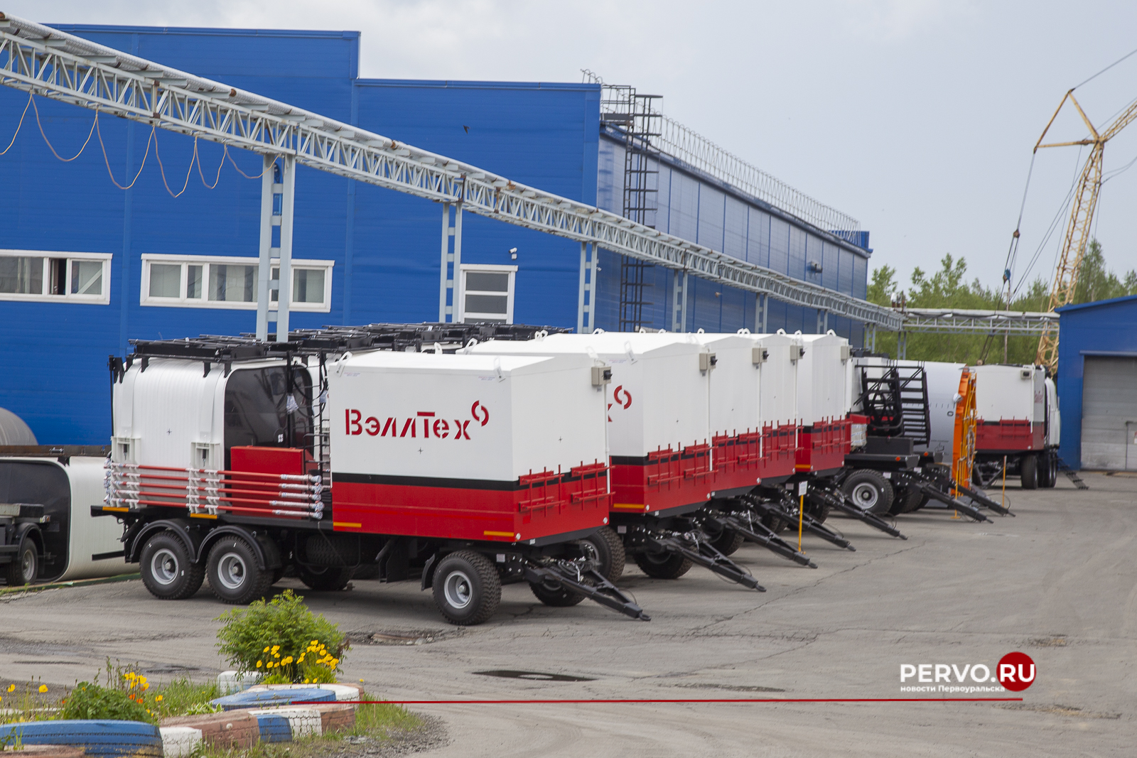 Ход реализации крупного инвестпроекта и кадровый потенциал Первоуральска оценил Алексей Шмыков