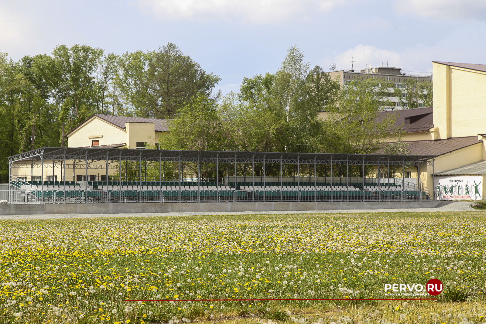 Ход реализации крупного инвестпроекта и кадровый потенциал Первоуральска оценил Алексей Шмыков