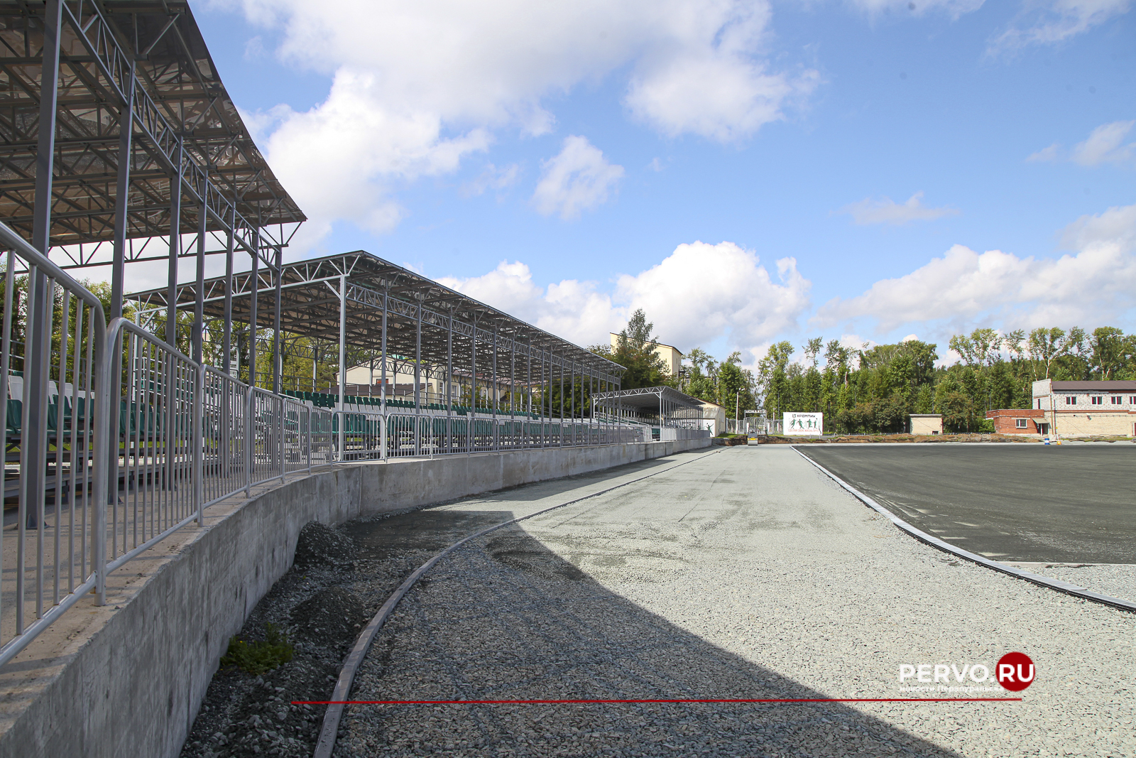 В Первоуральске в микрорайоне Хромпик появится футбольное поле, соответствующее требованиям FIFA