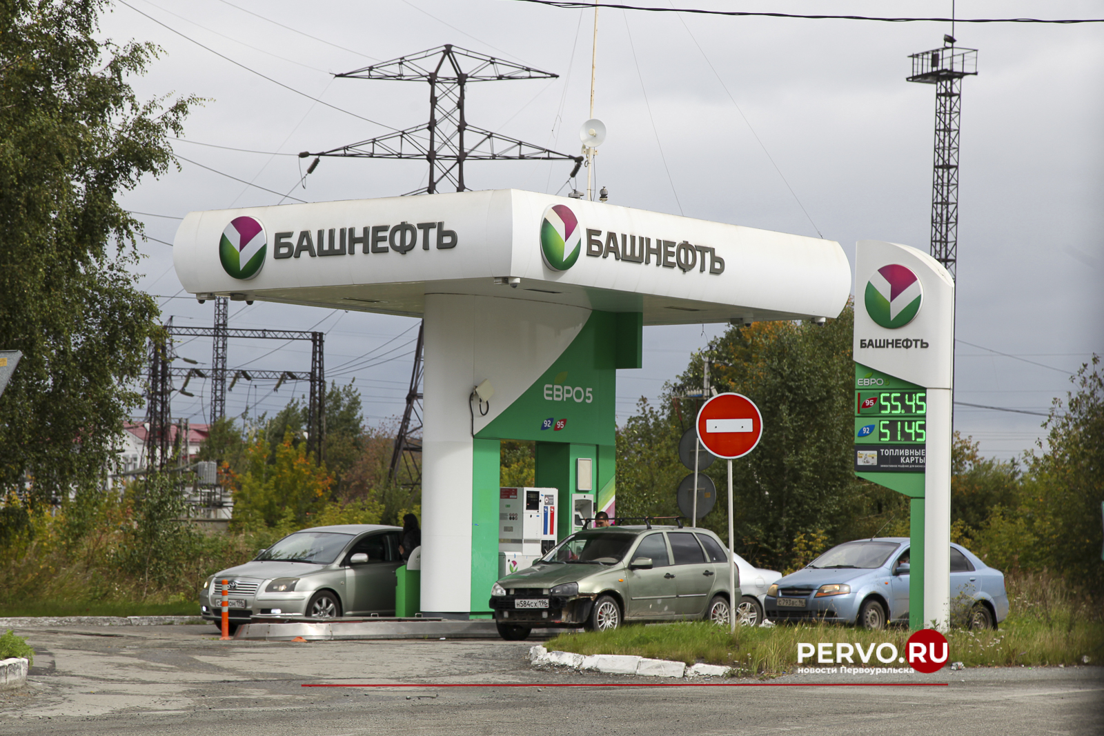 В Первоуральске восемь раз за лето повышали цены на бензин